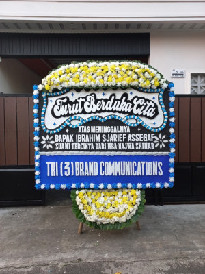 Papan Bunga Duka di Anaiwoi